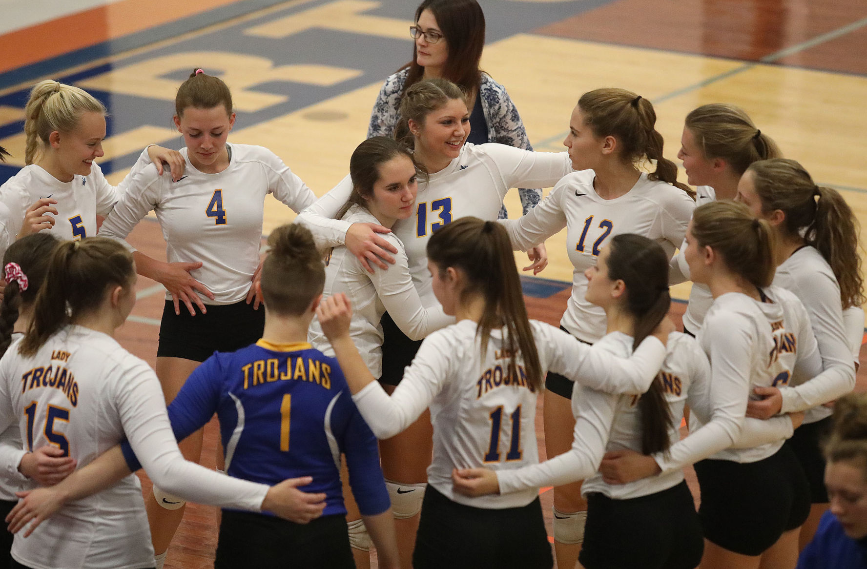 Maroa Forsyth vs New Berlin volleyball 26 10.29.18.jpg